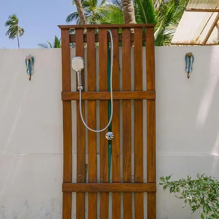 Oasys House - Beautiful Private Beach Front Home Msambweni Exterior photo
