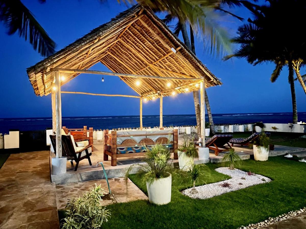 Oasys House - Beautiful Private Front Holiday home Msambweni